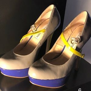 Steve Madden pumps